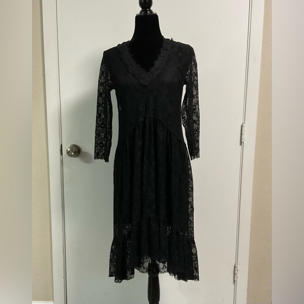 Zara Black 3/4 Sleeve V-Neck Lace Dress - Picture 2 of 16